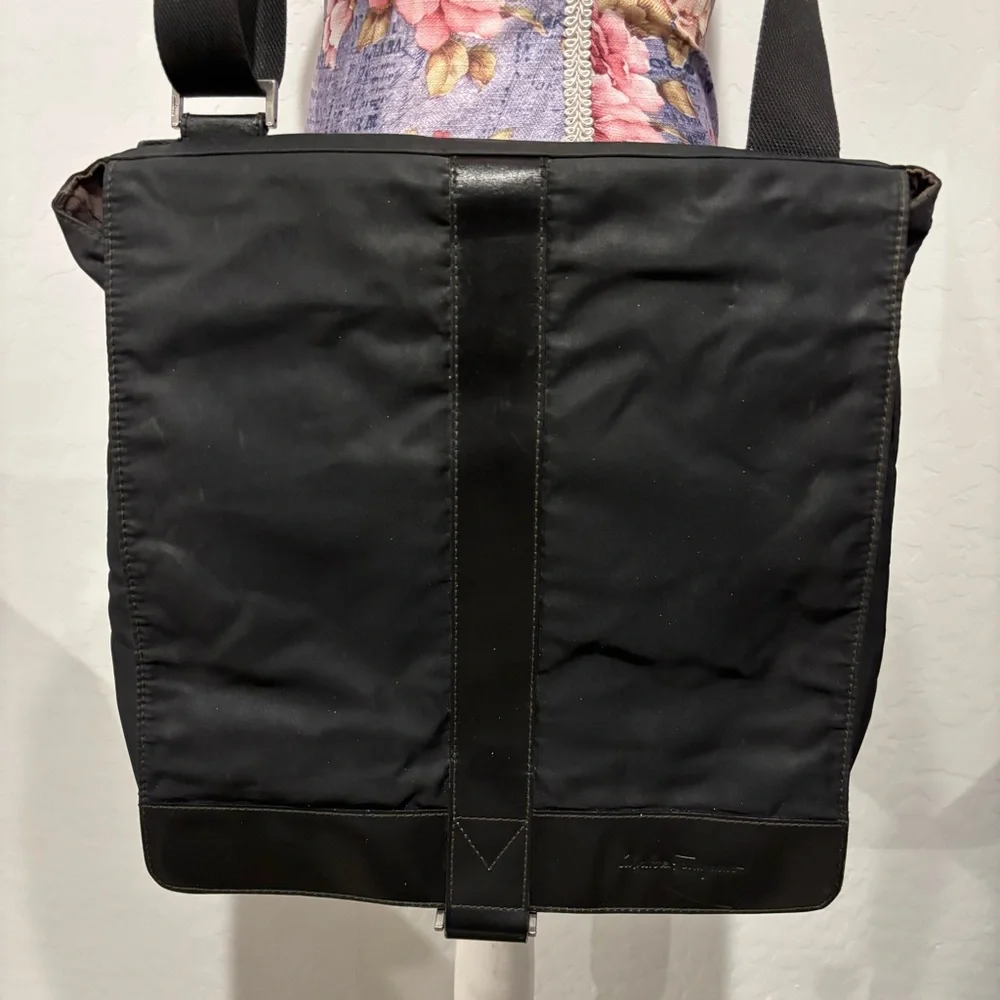 Salvatore Ferragamo nylon fold over messenger bag
